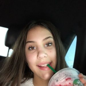 Meet your Posher, Evangelina